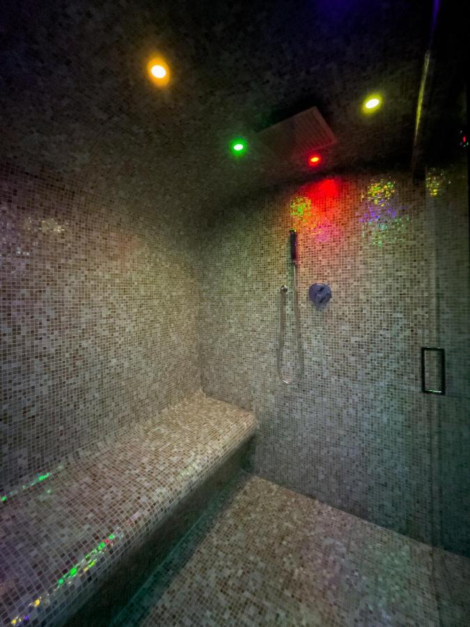 4 Star Suite SPA Bologna Exterior foto